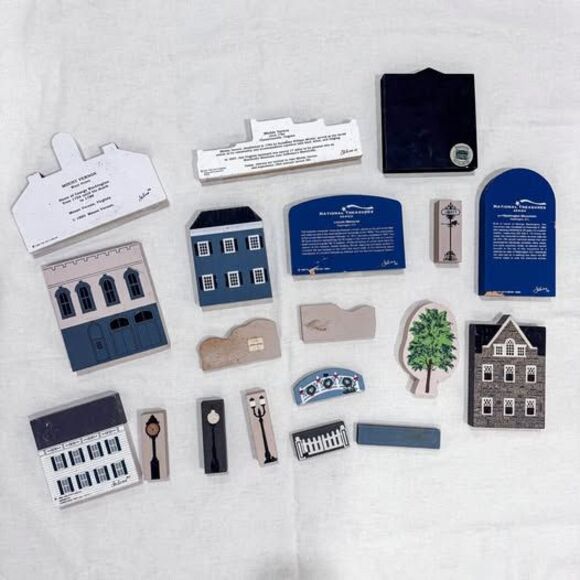 Lot The Cats Meow Shelf Sitters Collectibles Vintage Wooden Homes & Accessories - Picture 2 of 2